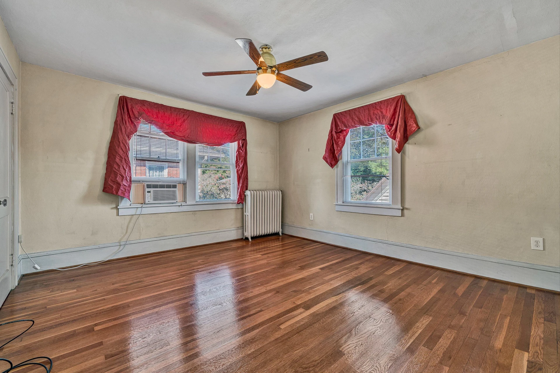 2315 Maiden LN SW - Photo 32