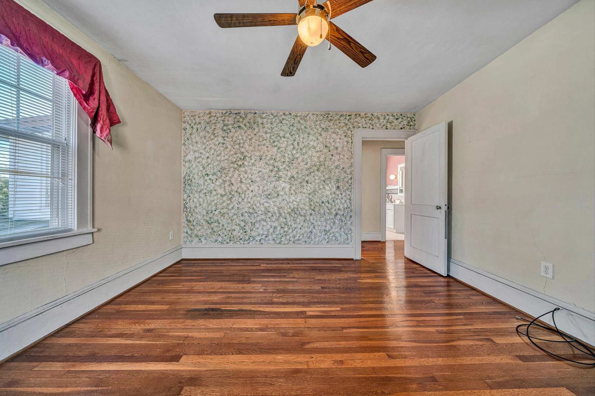 2315 Maiden LN SW - Photo 33