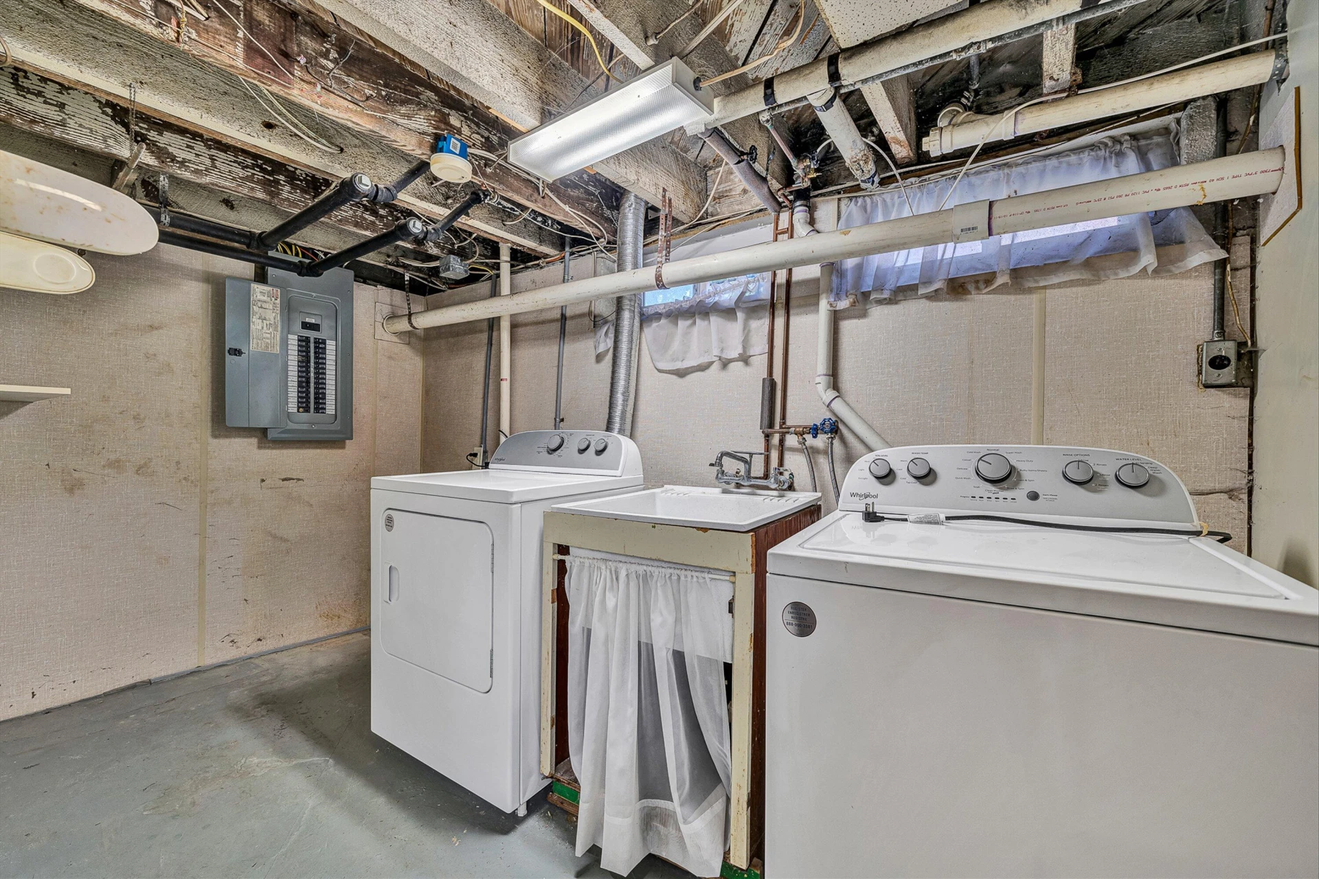 2315 Maiden LN SW - Photo 41