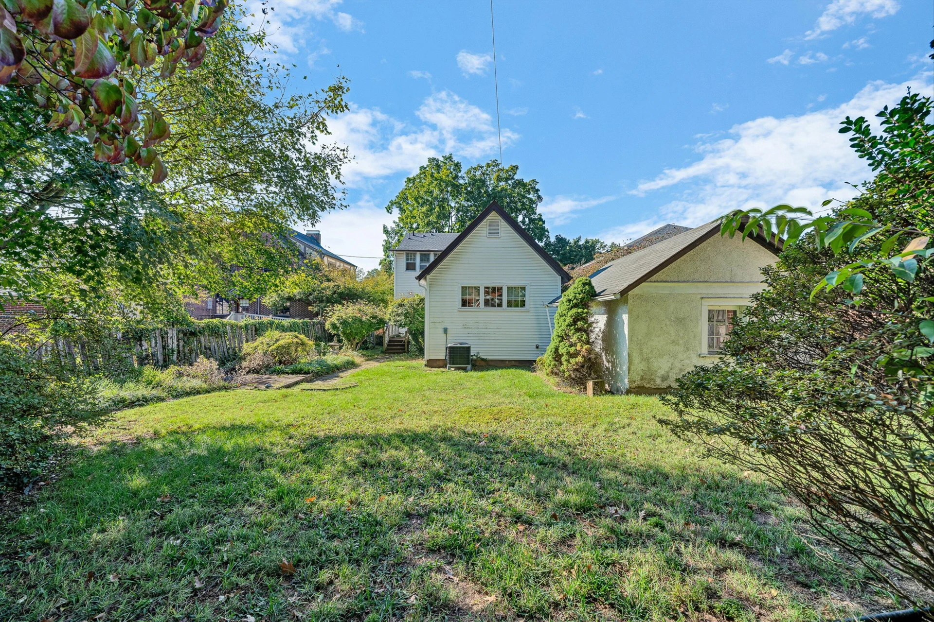 2315 Maiden LN SW - Photo 49