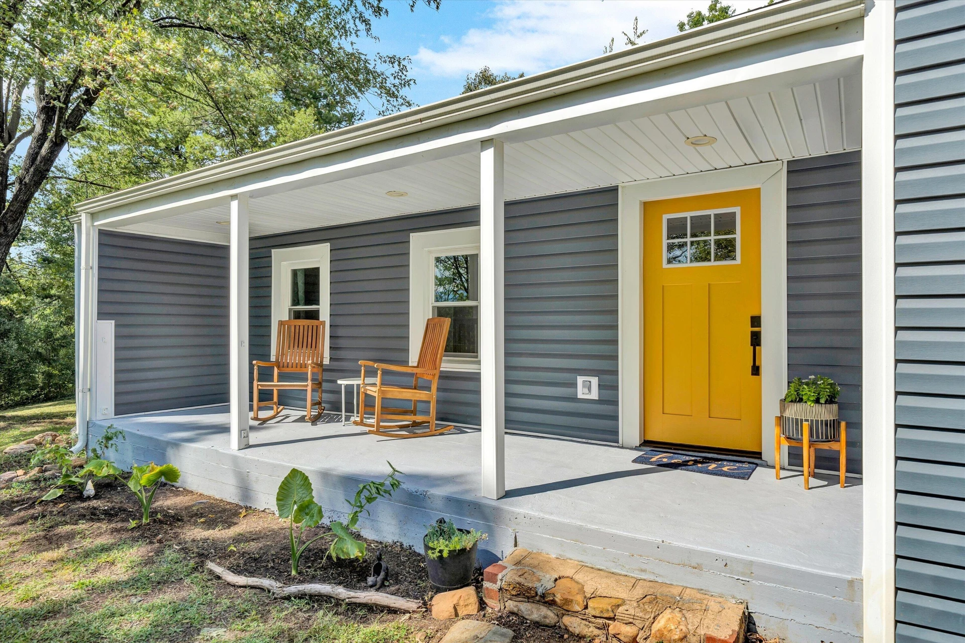 324 Jamie LN - Photo 5