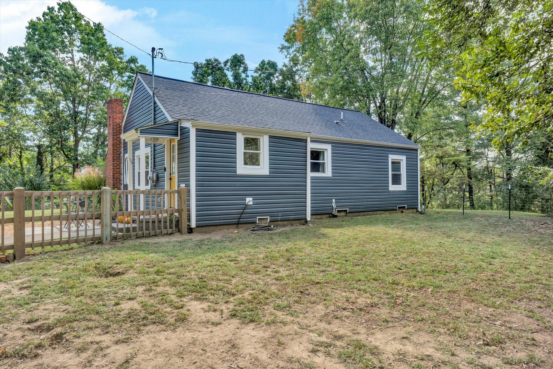 324 Jamie LN - Photo 36