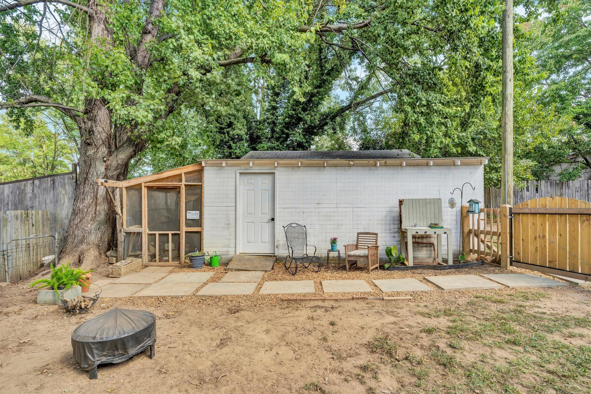 324 Jamie LN - Photo 38