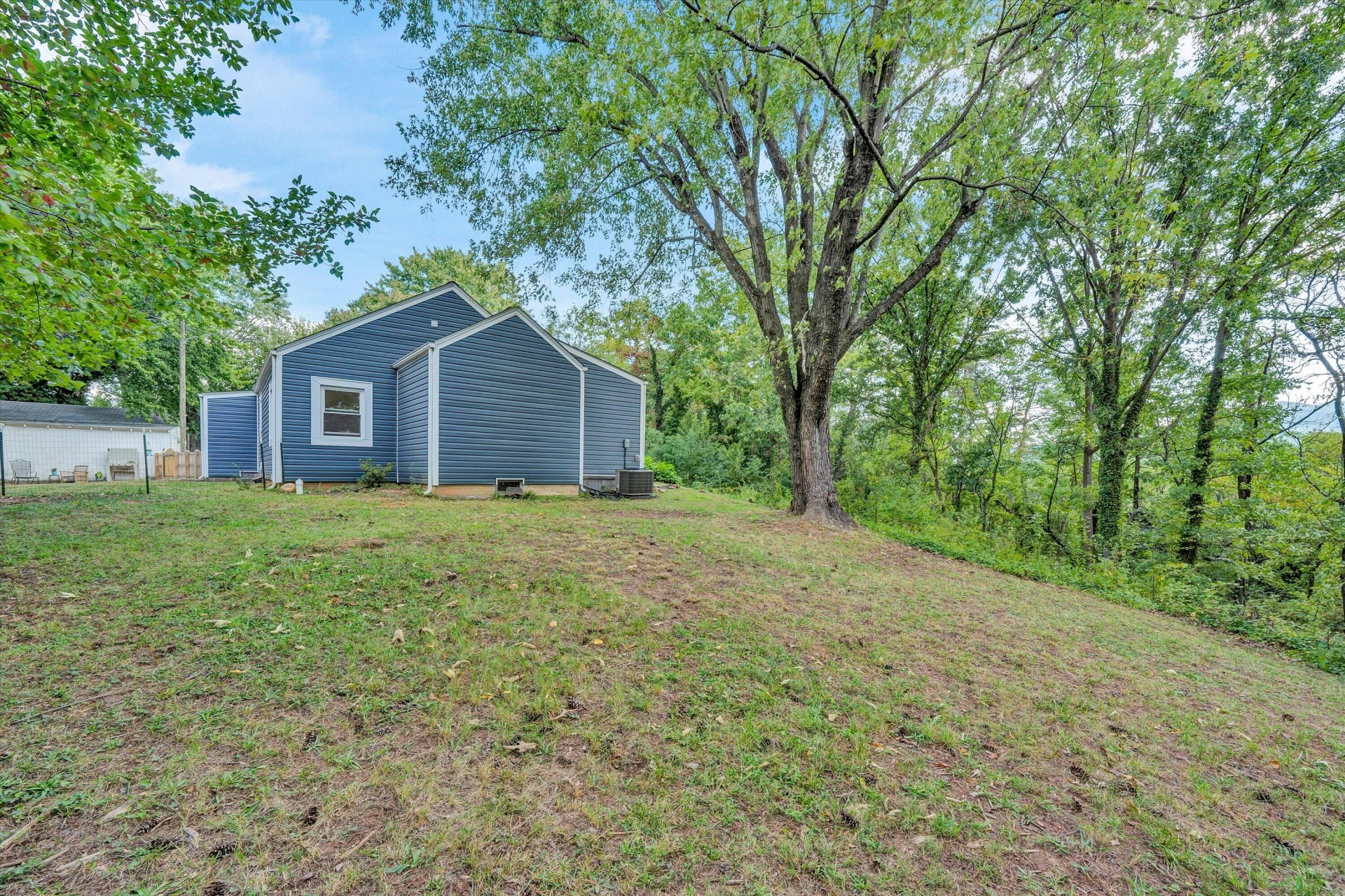 324 Jamie LN - Photo 41