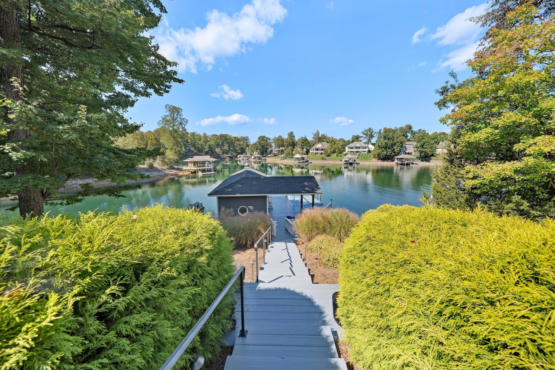 255 Upland Shores DR - Photo 57