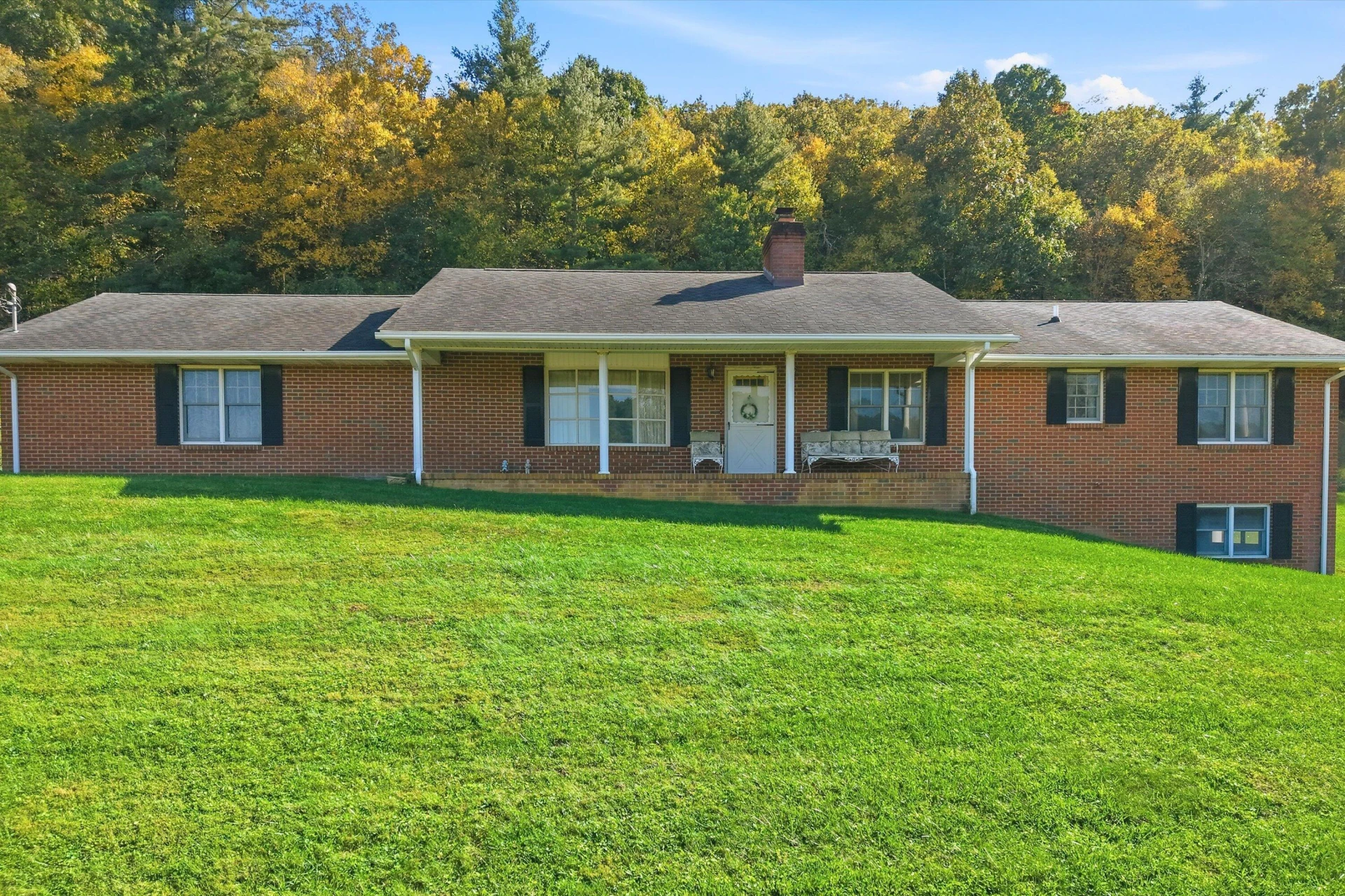 3678 Floyd Hwy N