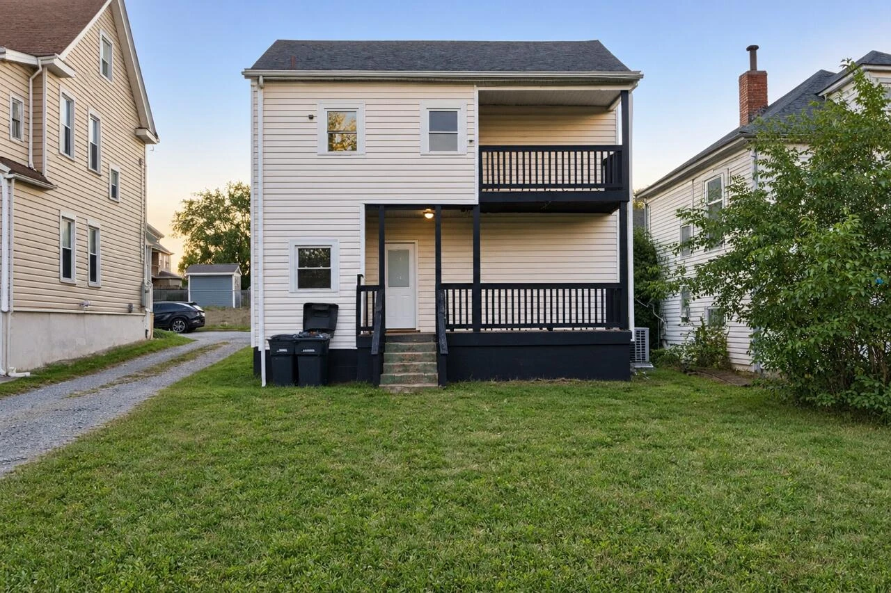 112 14th ST SW - Photo 9