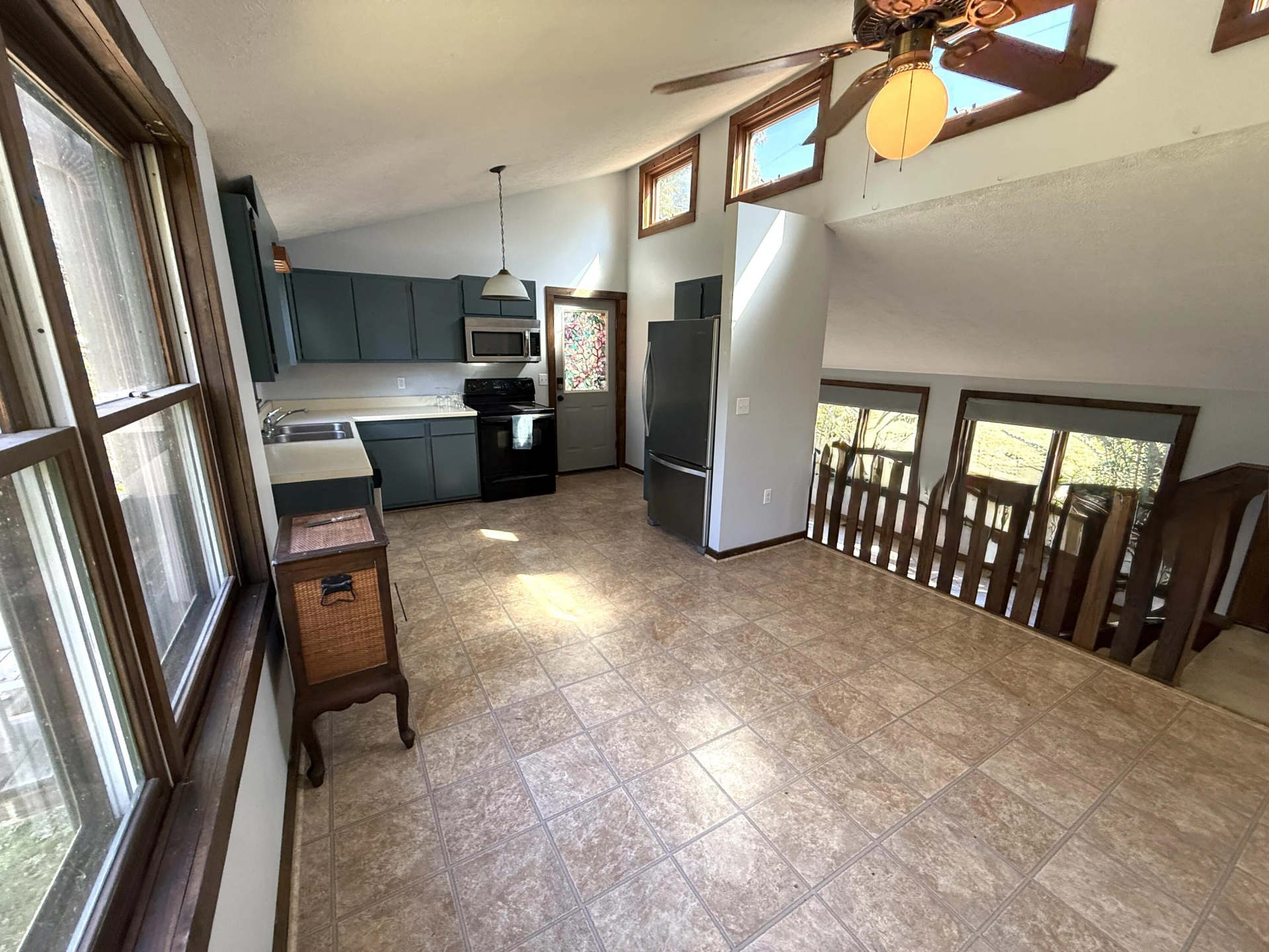 1100 Scott ST - Photo 17