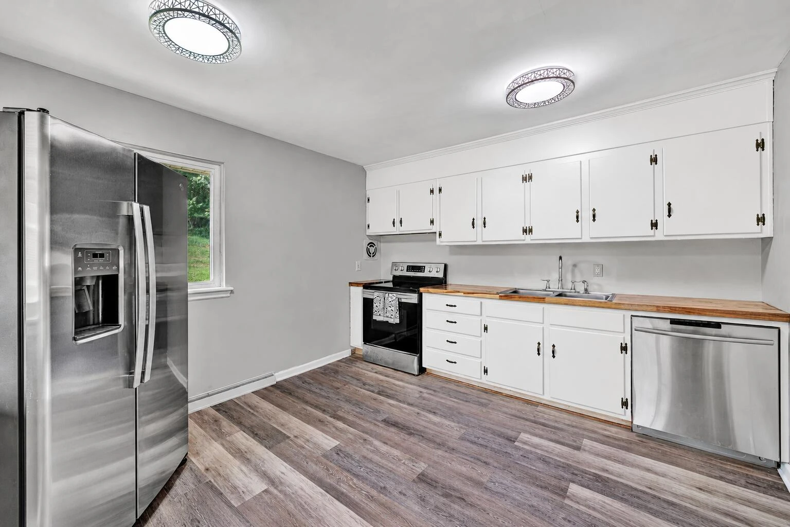 3651 Troutland AVE NW - Photo 12