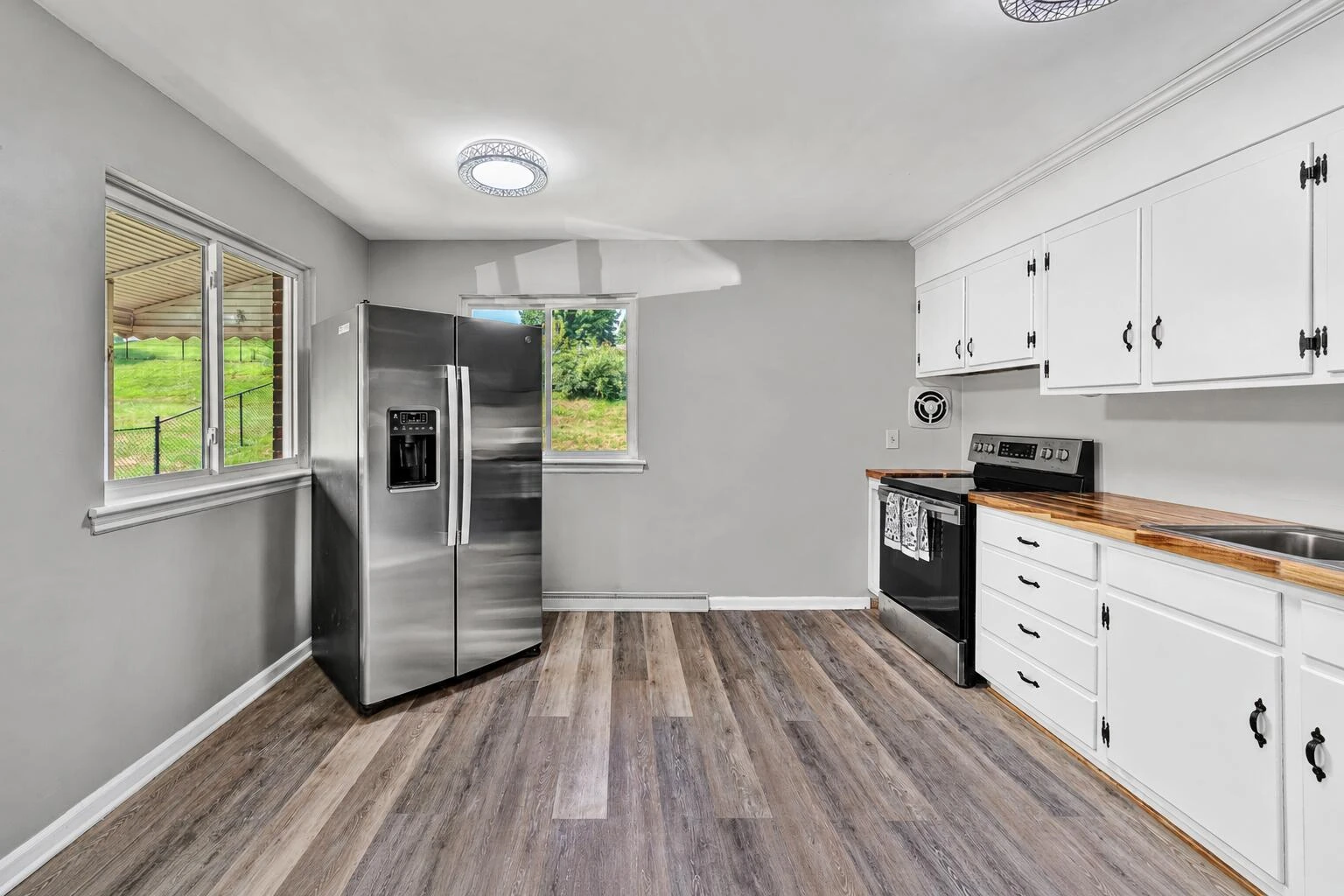 3651 Troutland AVE NW - Photo 16