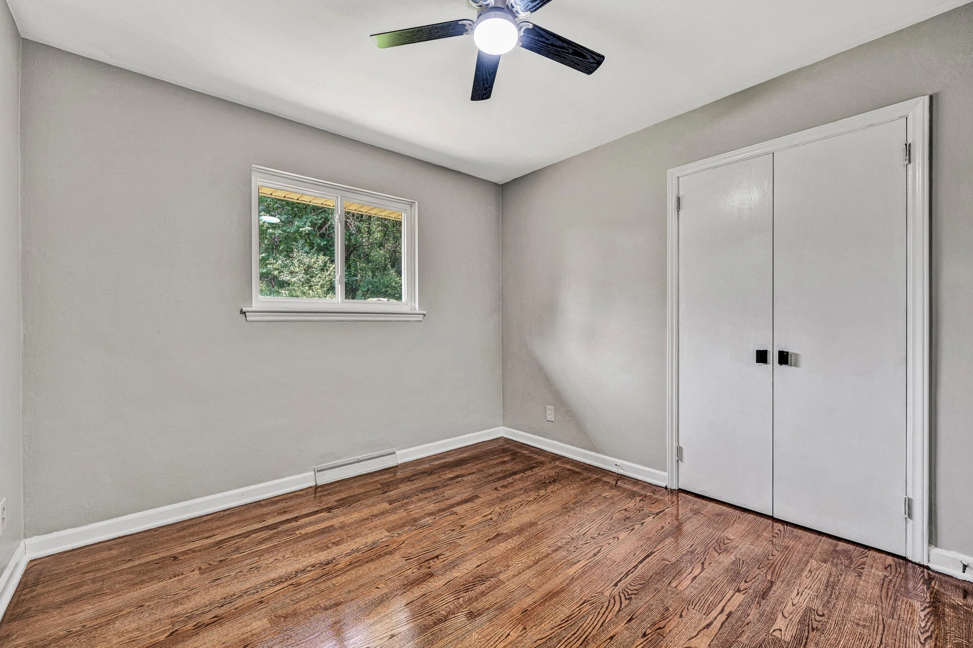 3651 Troutland AVE NW - Photo 17