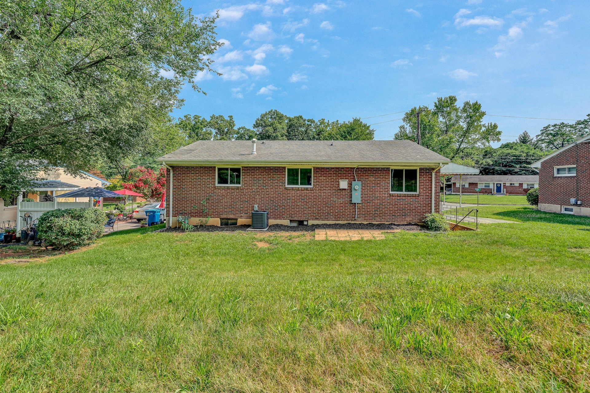 3651 Troutland AVE NW - Photo 30