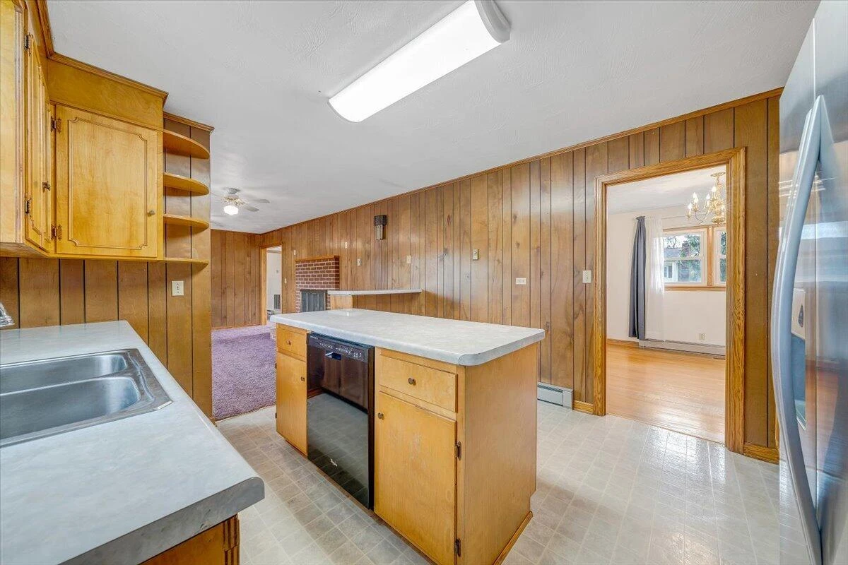 61 Caldwell ST - Photo 9
