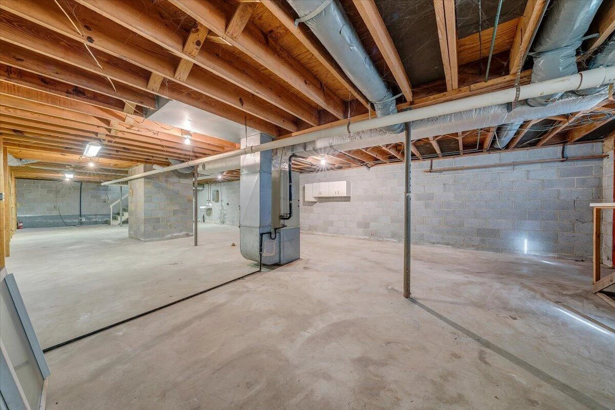 61 Caldwell ST - Photo 23