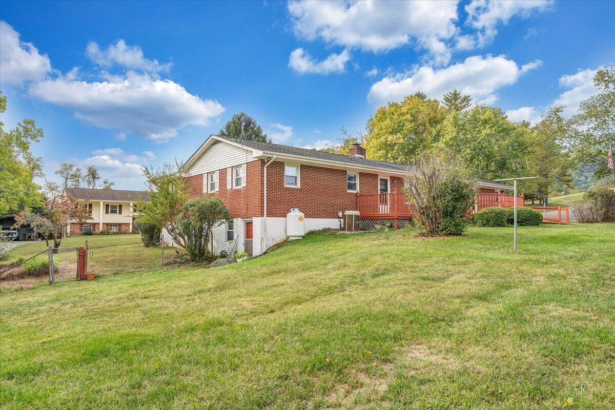 61 Caldwell ST - Photo 31