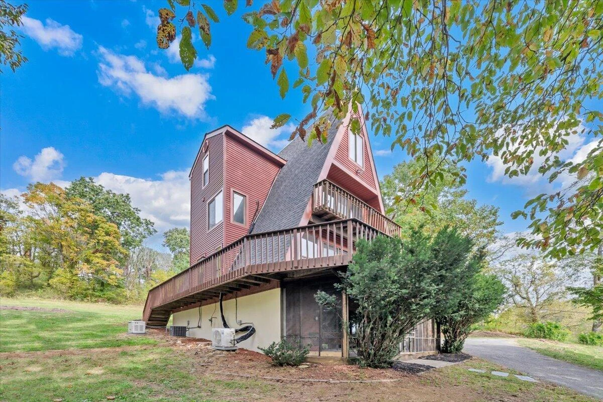 9476 Airpoint DR - Photo 2