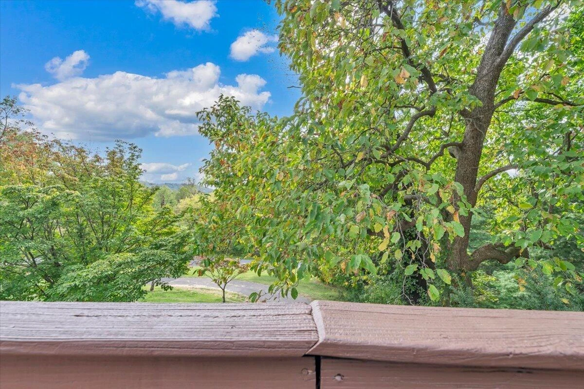9476 Airpoint DR - Photo 14