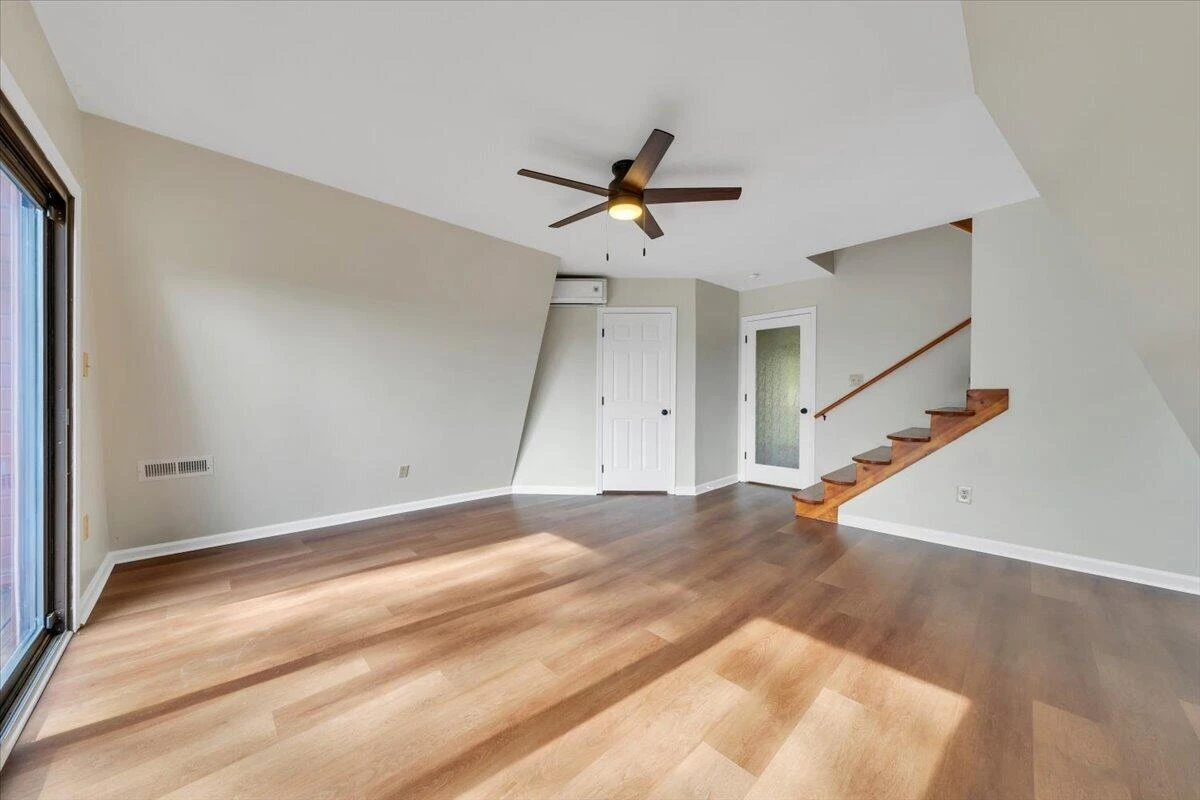 9476 Airpoint DR - Photo 26