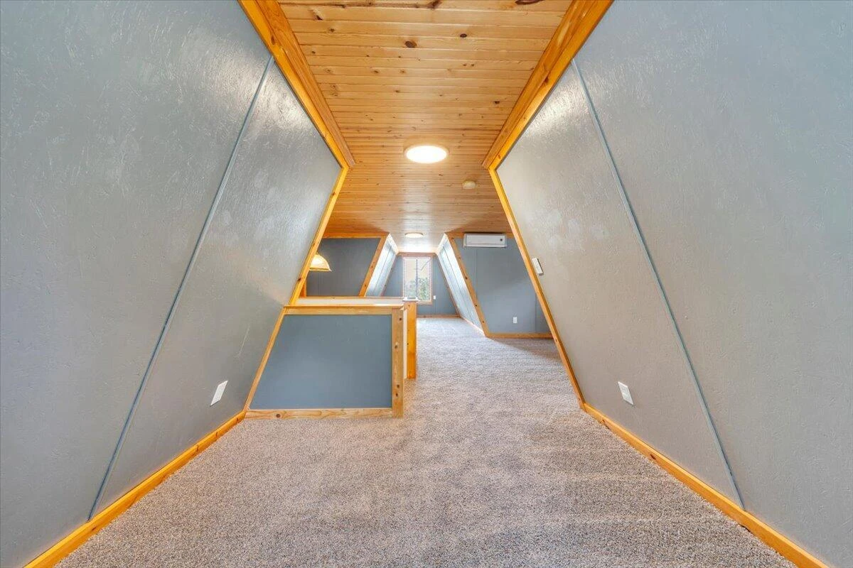 9476 Airpoint DR - Photo 32