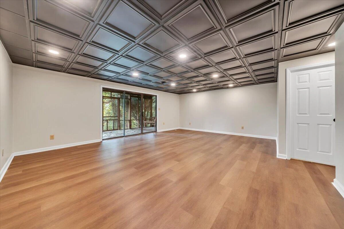 9476 Airpoint DR - Photo 35