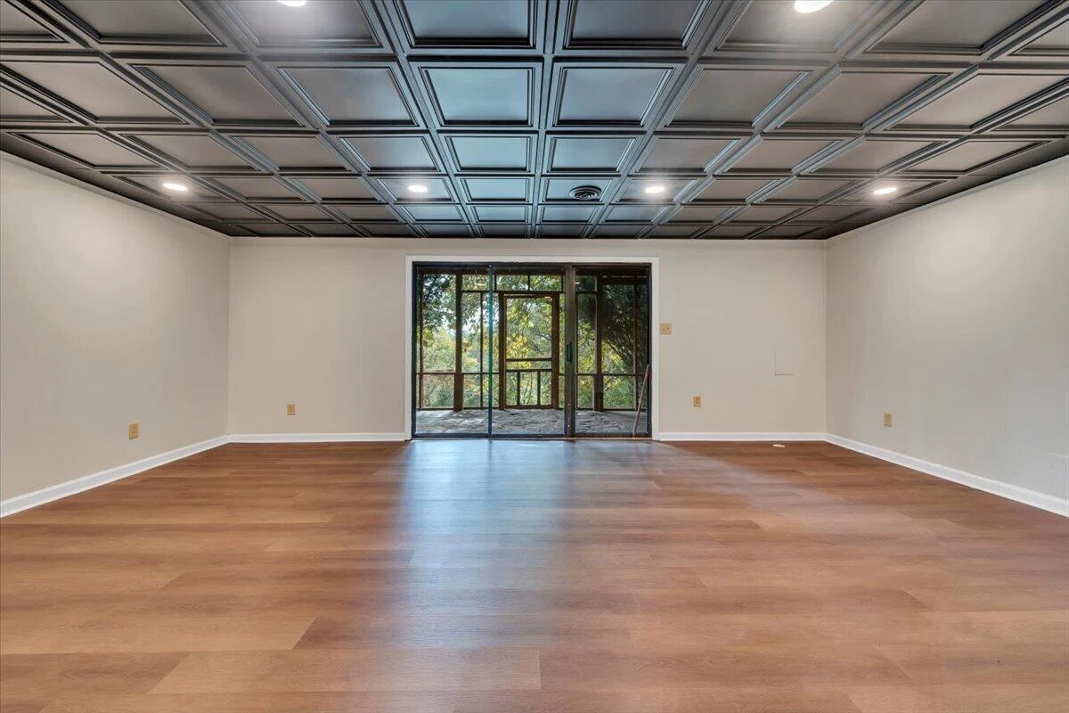9476 Airpoint DR - Photo 36