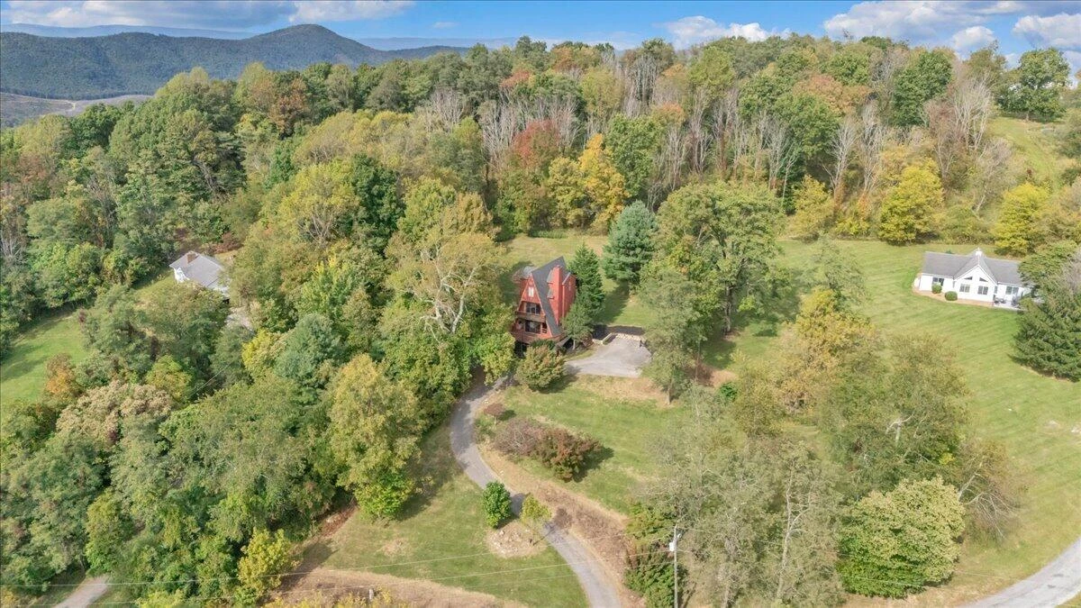 9476 Airpoint DR - Photo 60