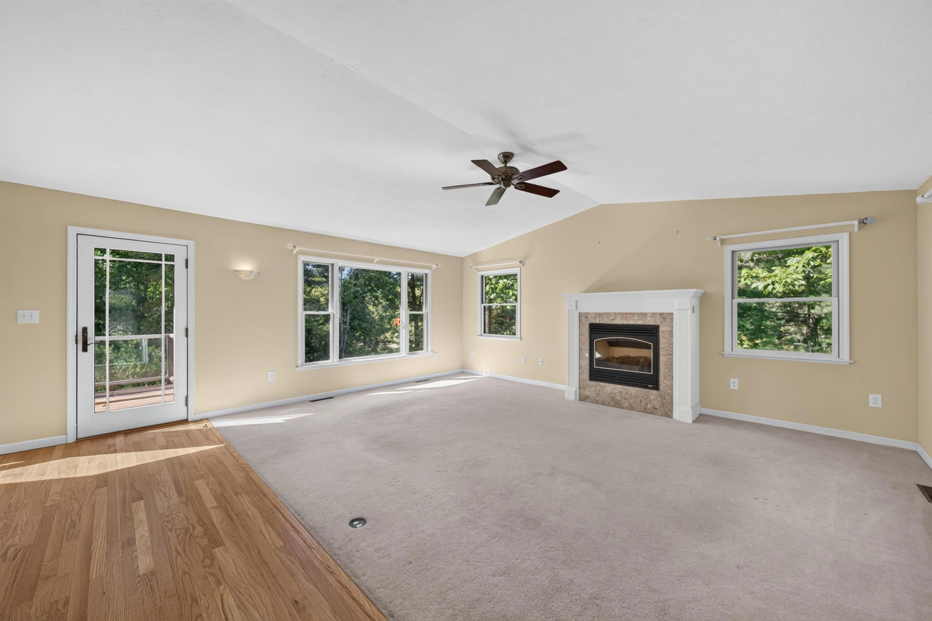 1085 Carters Island RD - Photo 4