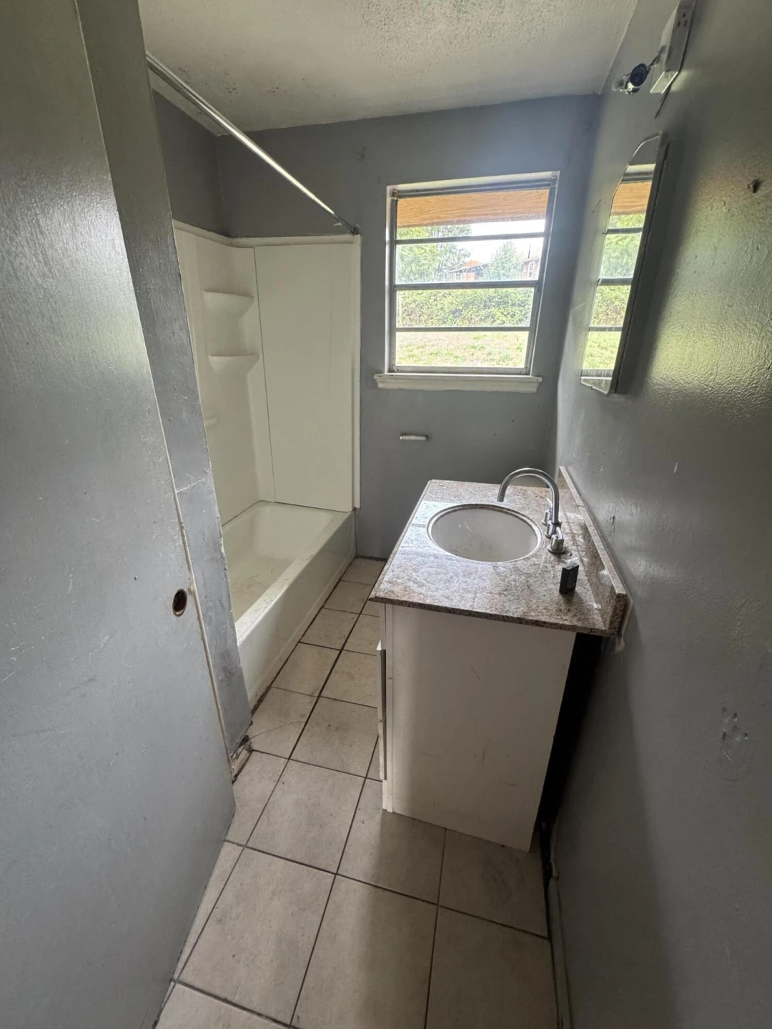 1514 Golfside AVE NW - Photo 5
