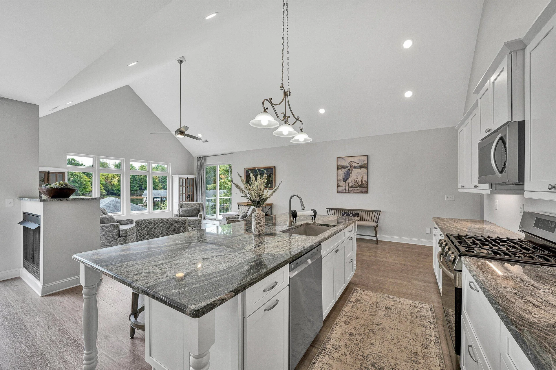 324 Blue Heron RD - Photo 16