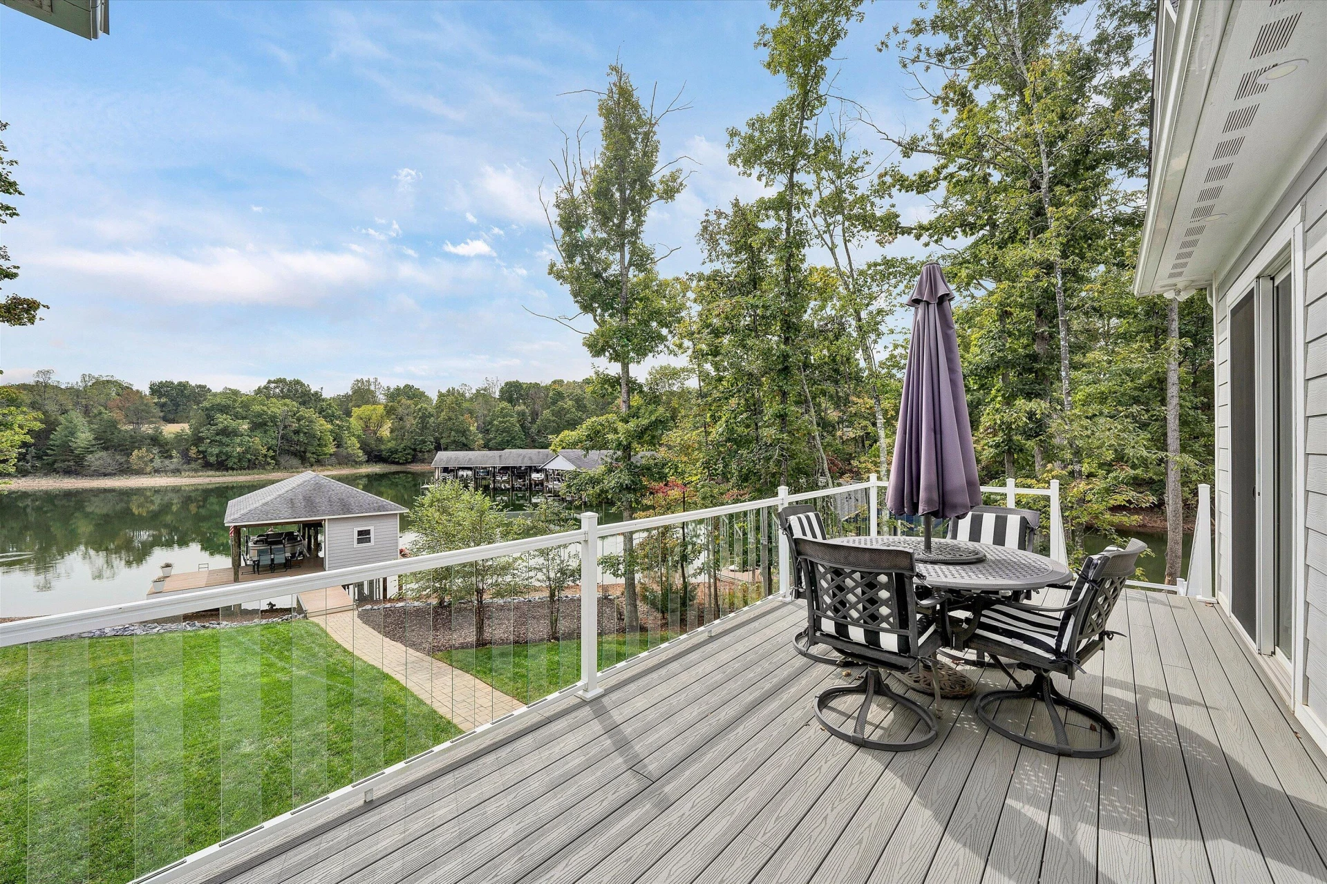 324 Blue Heron RD - Photo 22