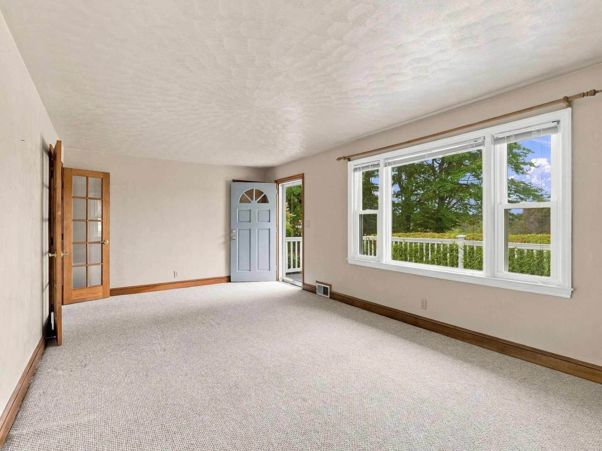 4019 Franklin ST - Photo 3