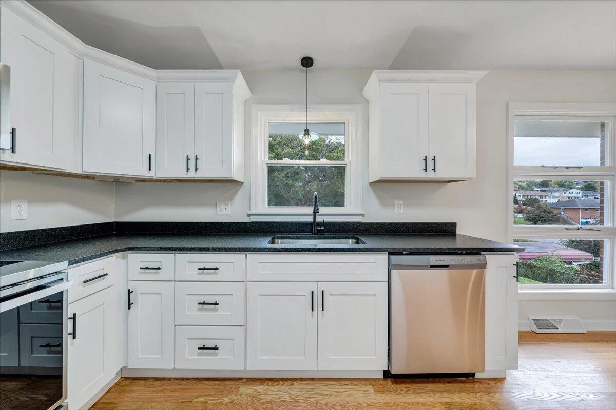 1707 Angus RD NW - Photo 15
