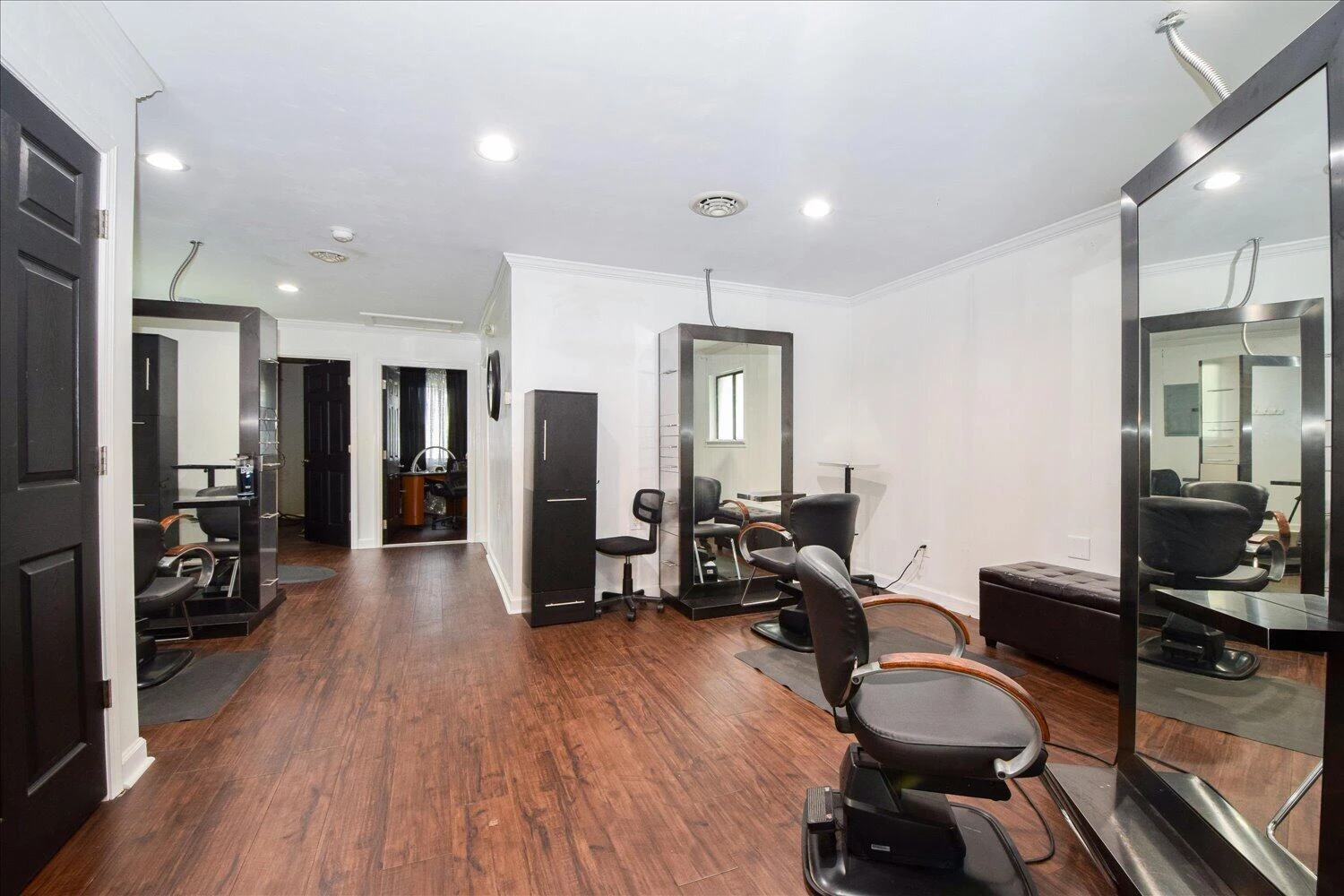 3746 Colonial AVE - Photo 24