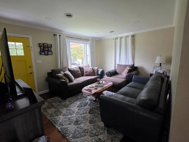 2517 Maiden LN SW - Photo 8