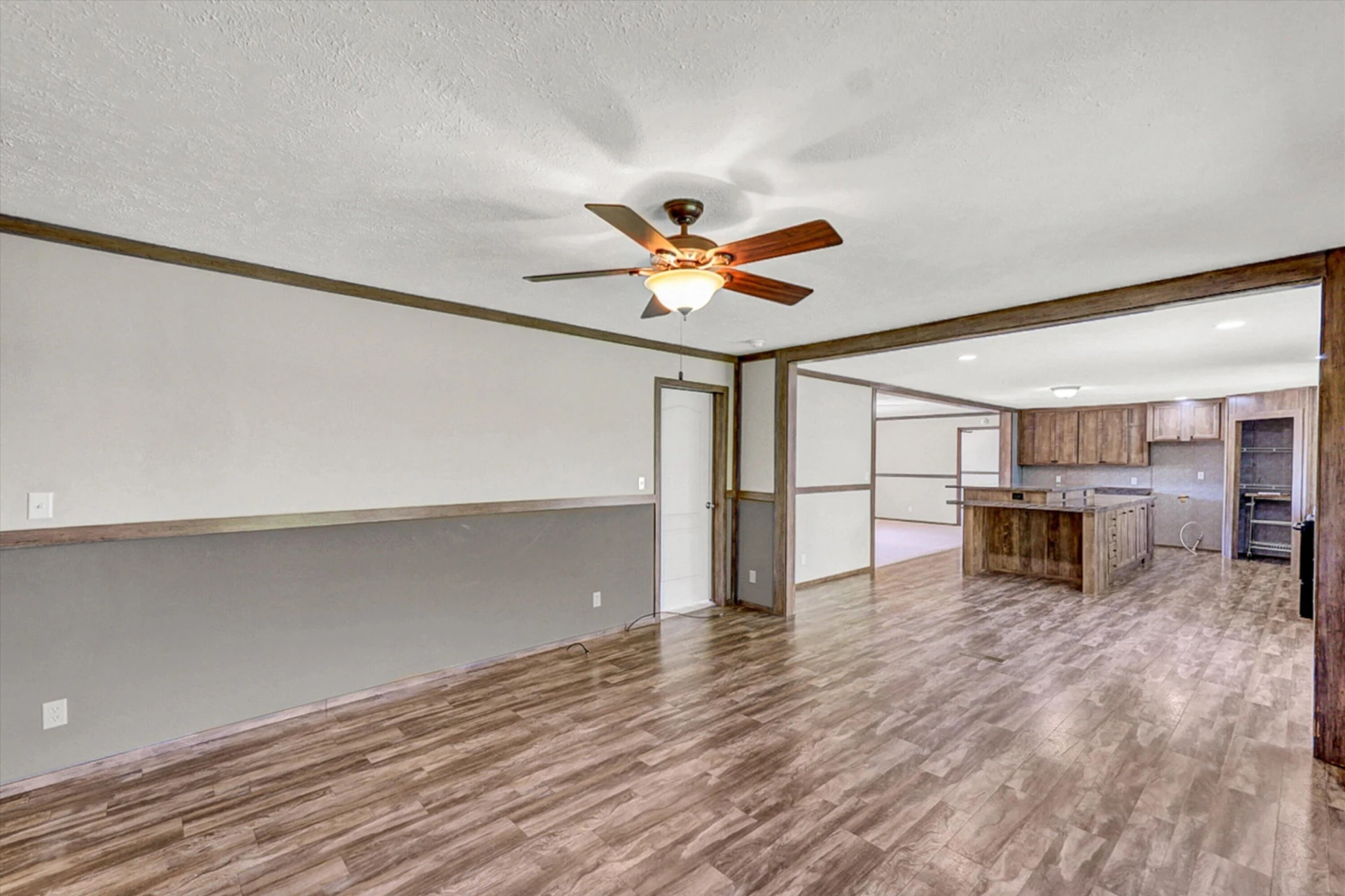 1447 Doe Run RD - Photo 4