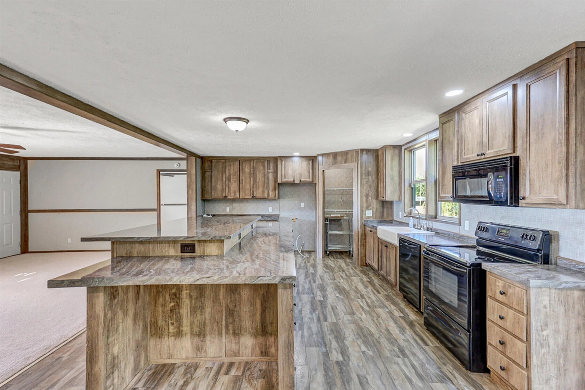 1447 Doe Run RD - Photo 7
