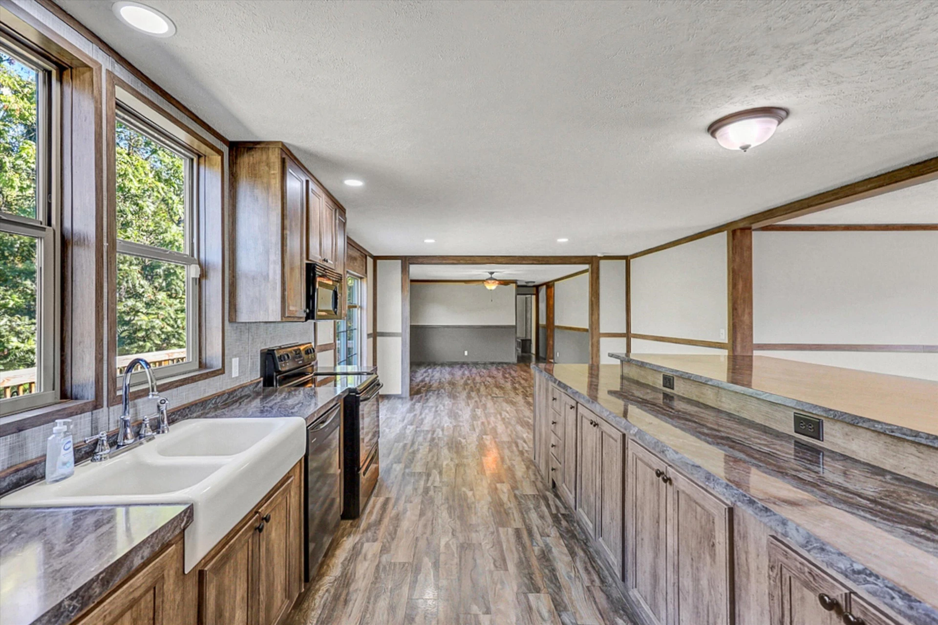 1447 Doe Run RD - Photo 10