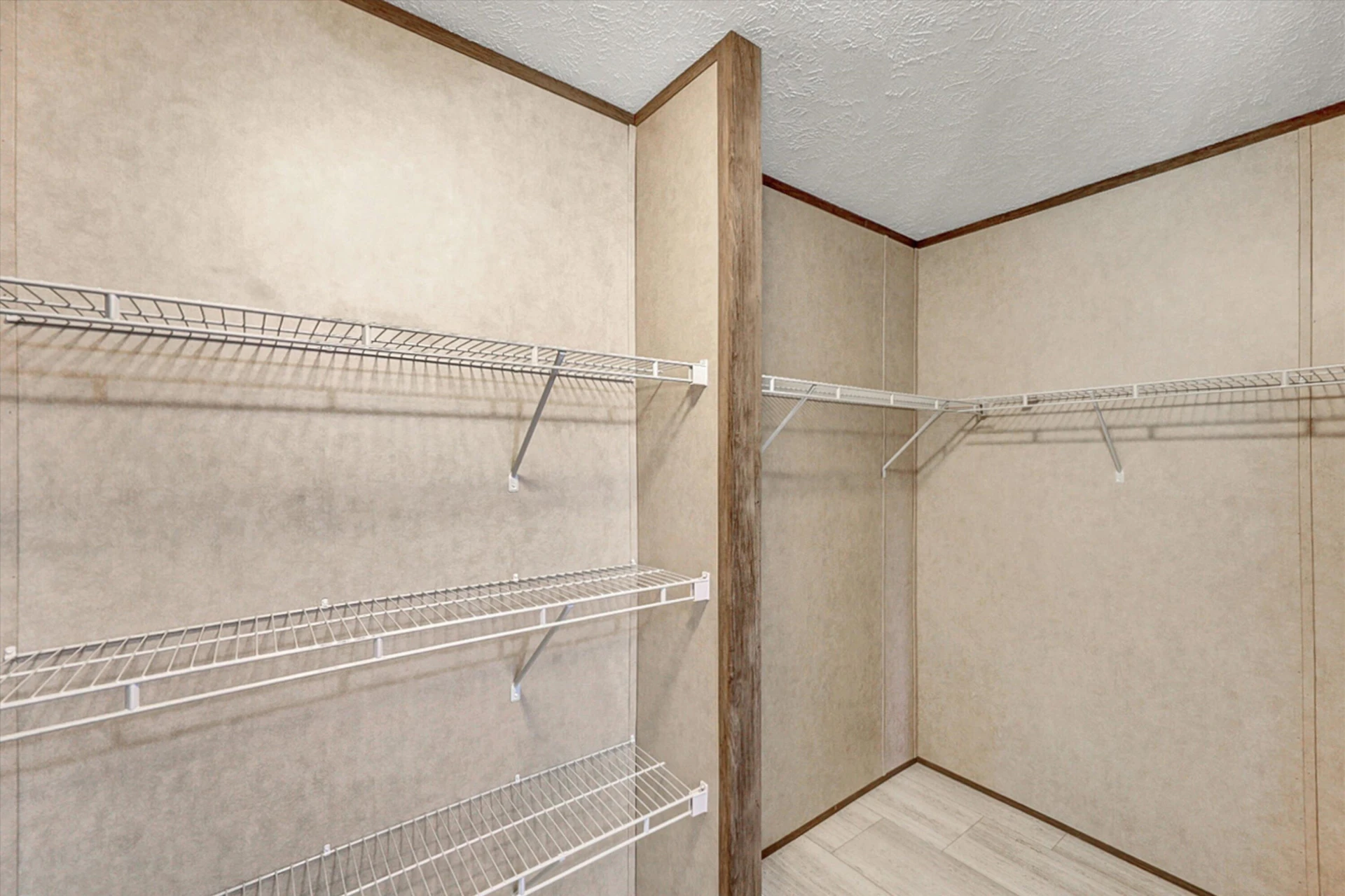 1447 Doe Run RD - Photo 17