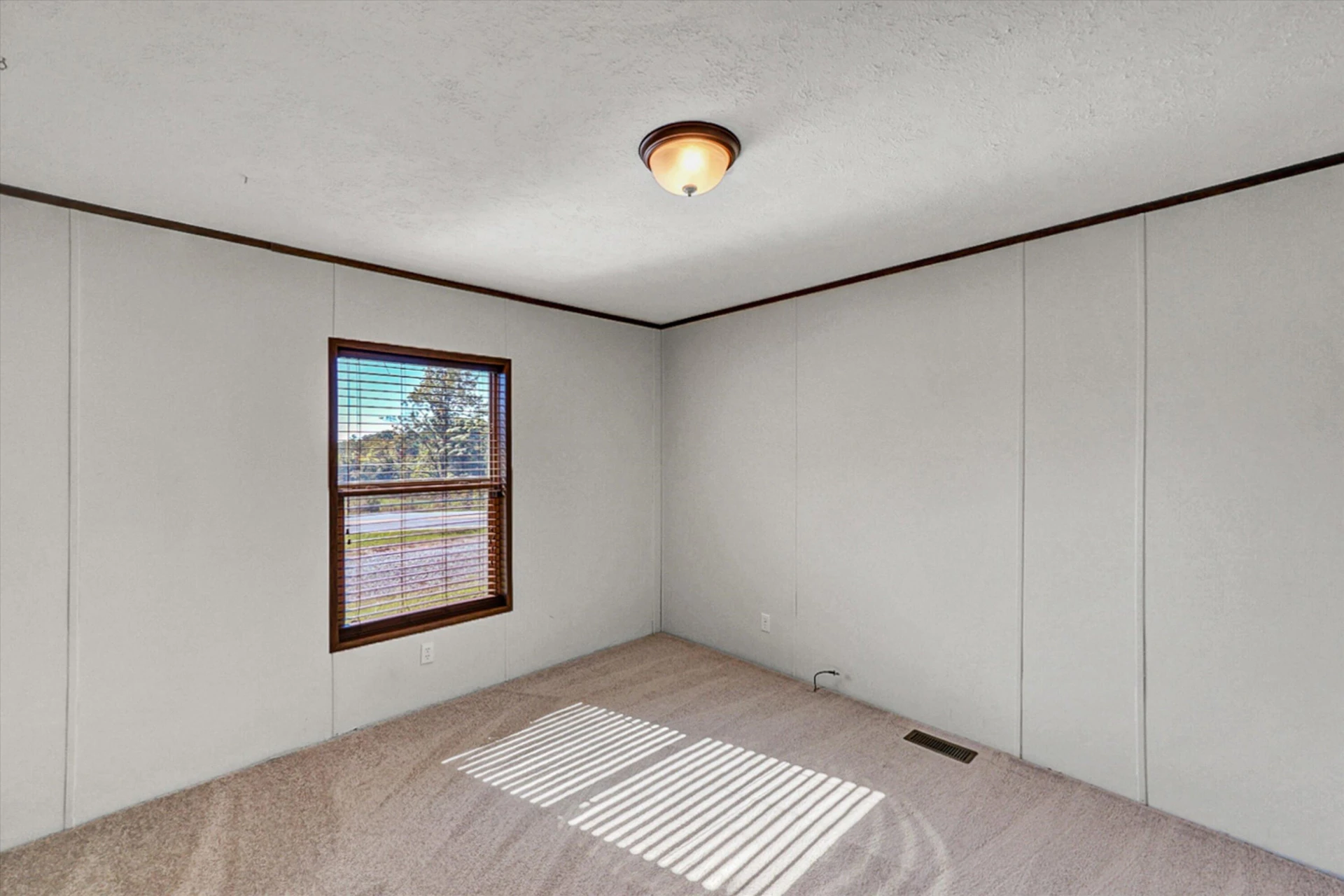 1447 Doe Run RD - Photo 18