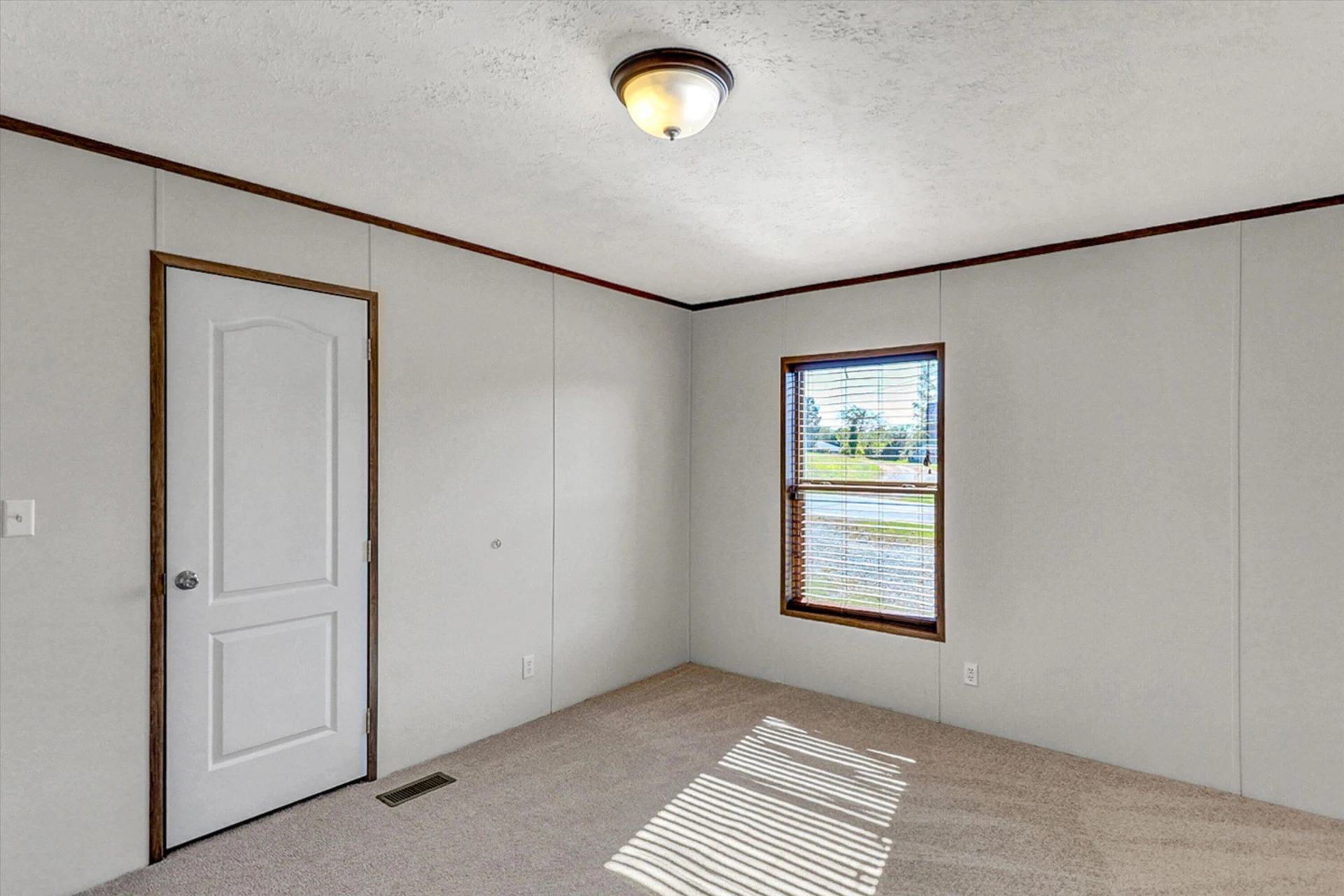1447 Doe Run RD - Photo 21