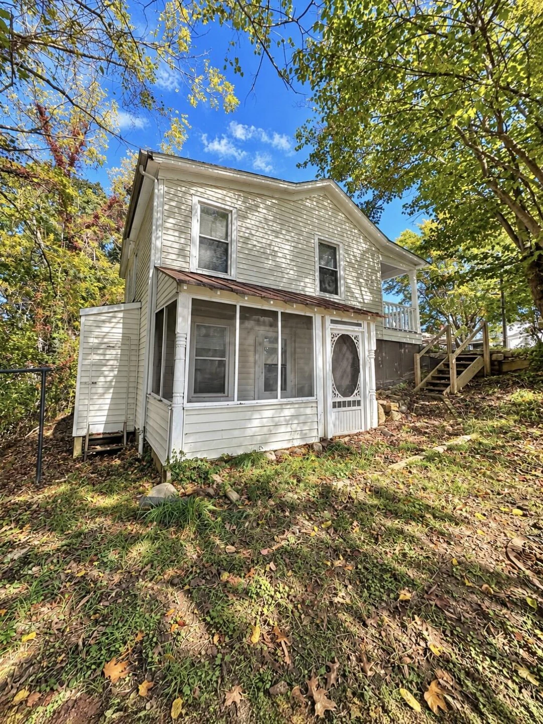 925 Kensington AVE - Photo 4