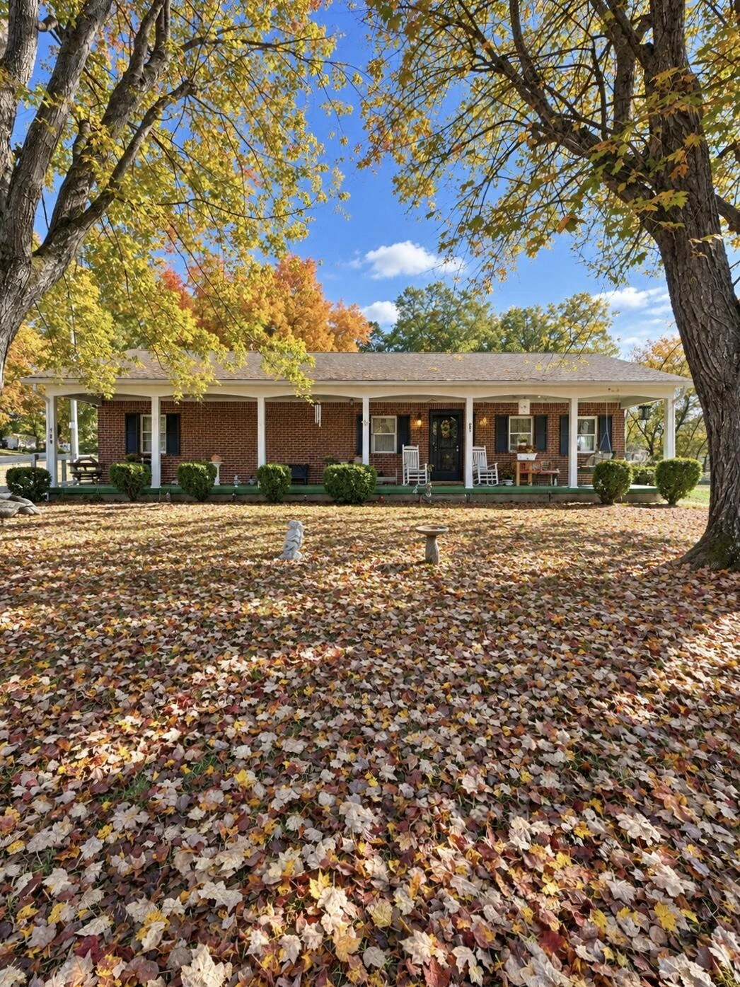 208 Meadowdale RD - Photo 2
