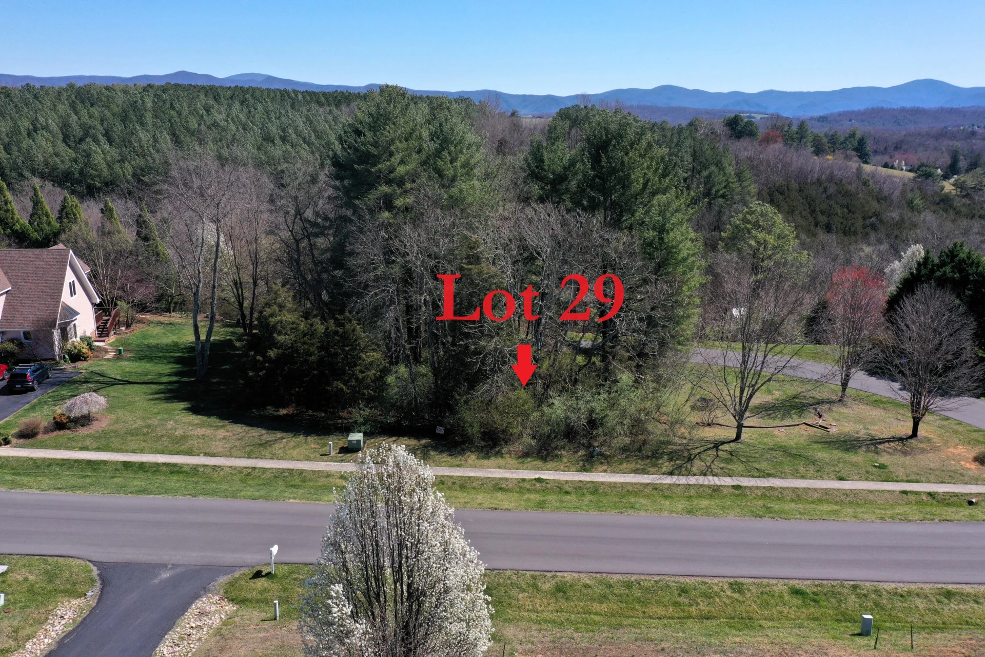 Lot 29 - Woodridge Ln