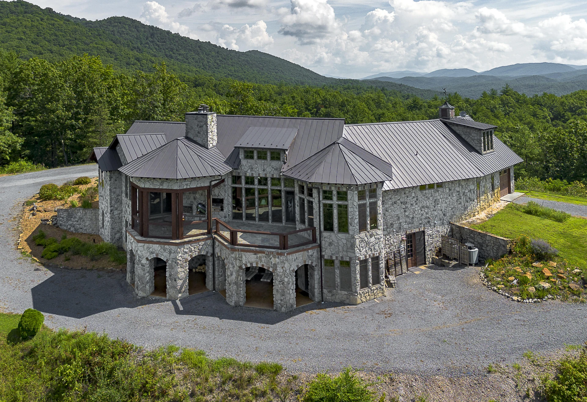 144 Seven Ridges Rd