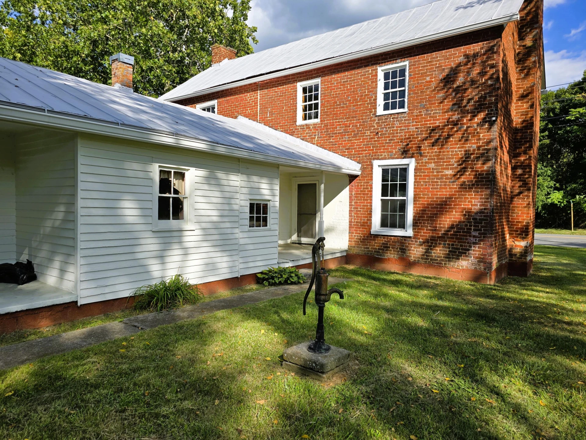 8431 N Lee Highway - Photo 15