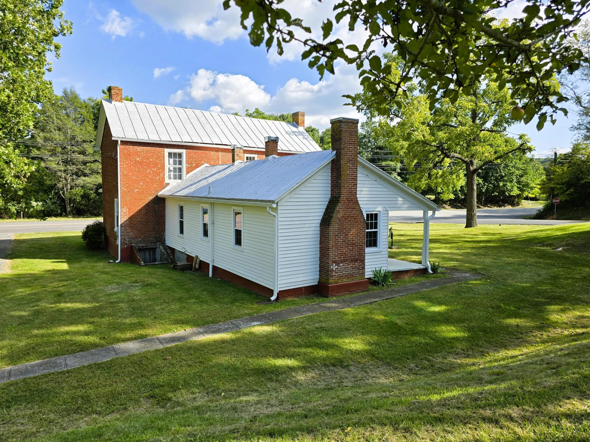 8431 N Lee Highway - Photo 37