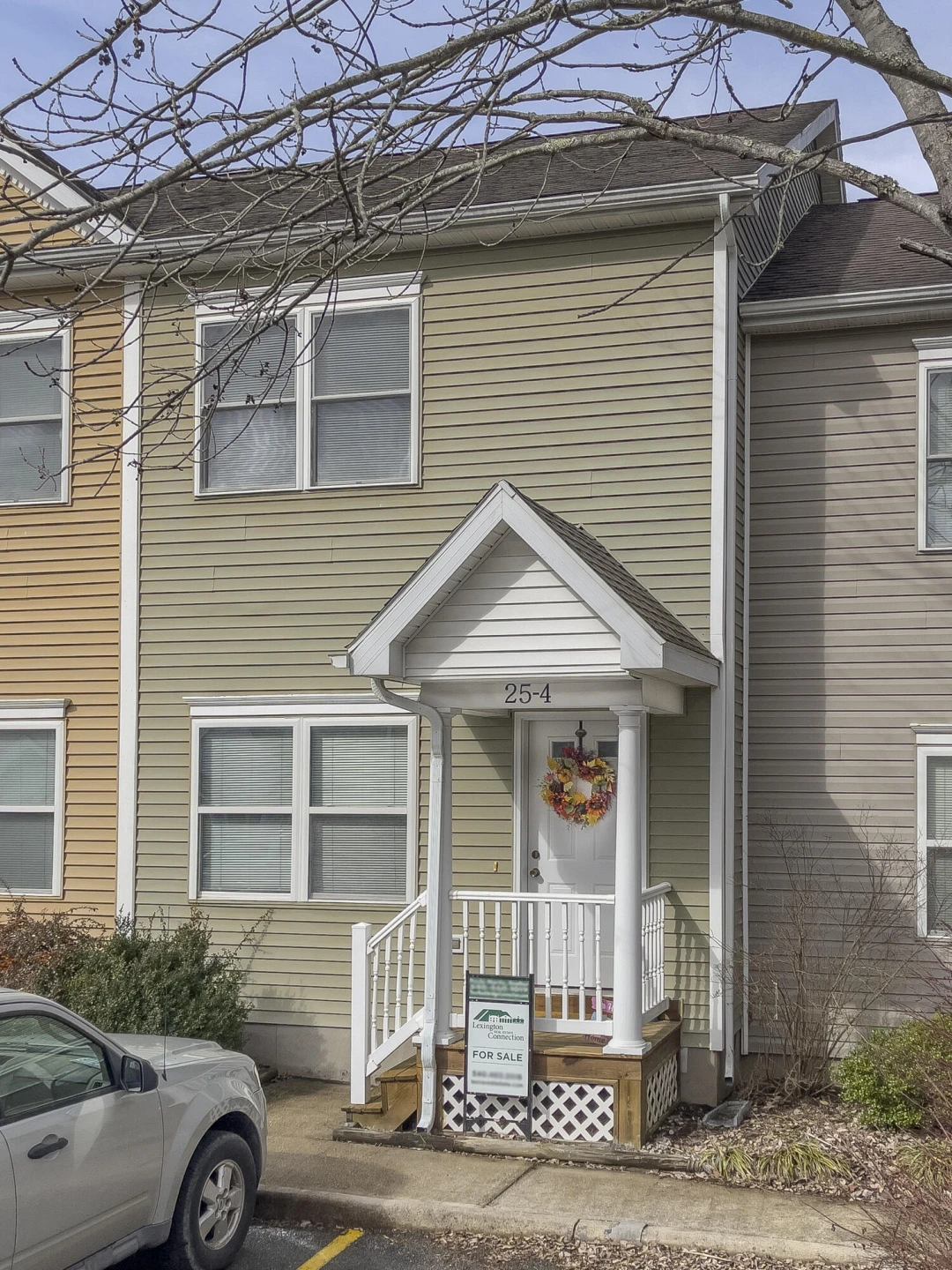 25-4 Beverly Ct #25-4 - Photo 3