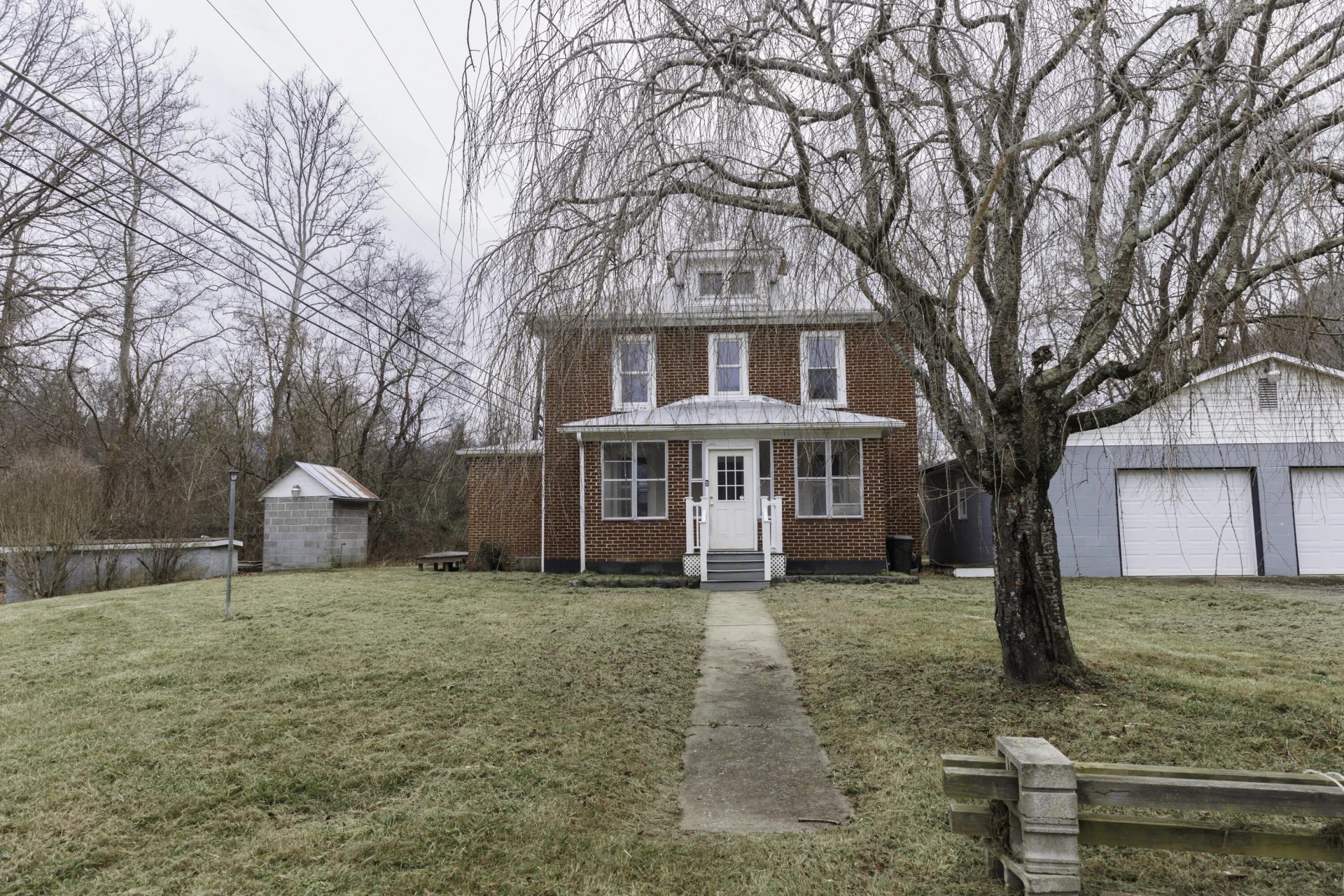 555 Arnolds Valley Rd - Photo 3