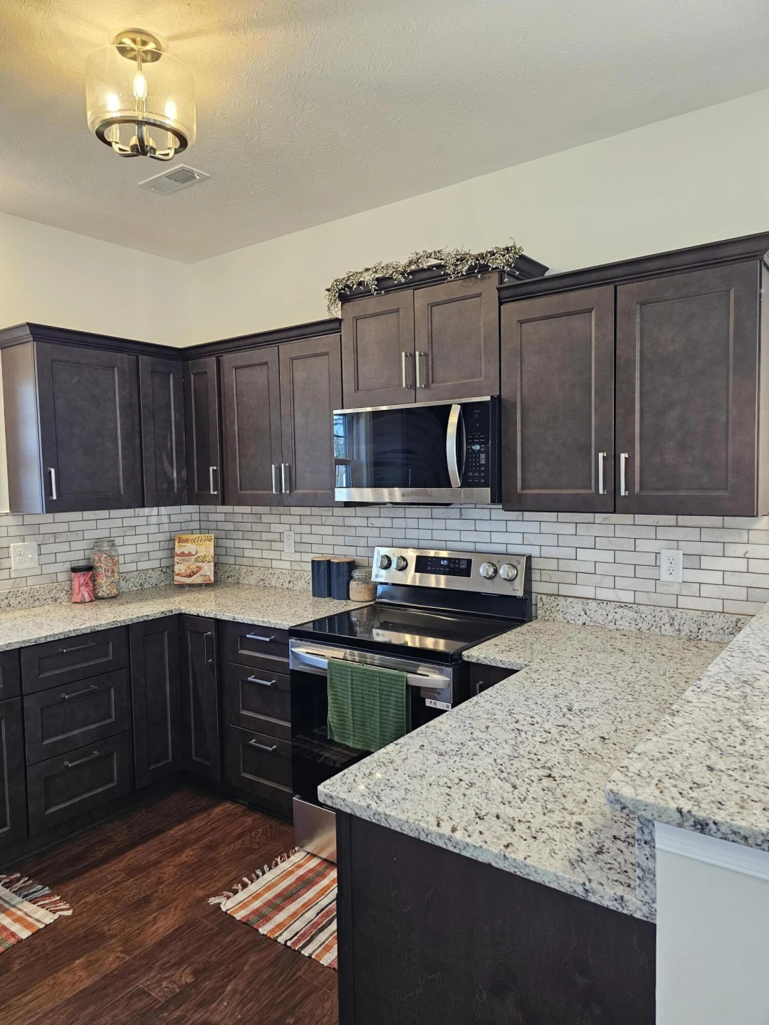 1035 Woodland Ave - Photo 7
