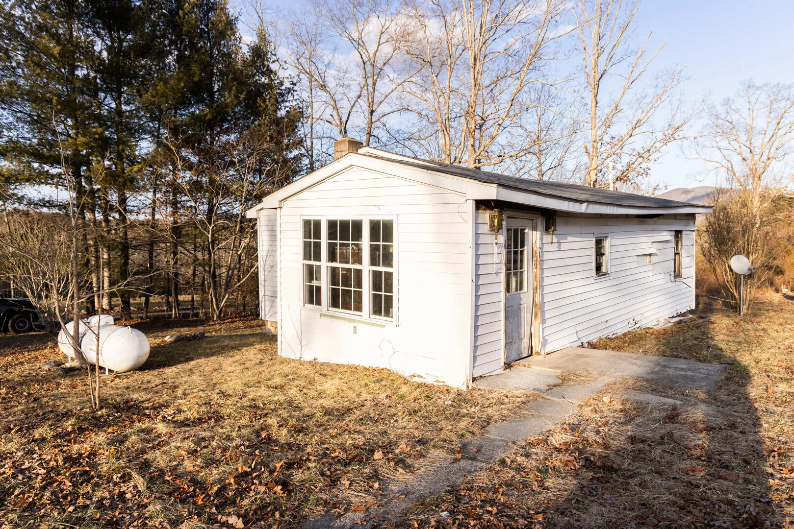 1603/1605 Summit Dr - Photo 2